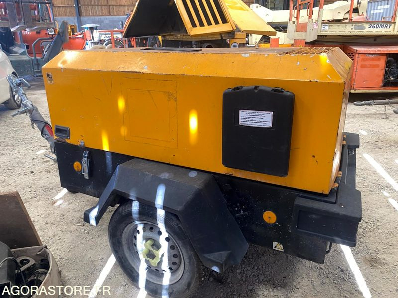 Compresseur de chantier 3.3m3 DOOSAN 7/31 - INGERSOLL RAND - Hava kompresörü: fotoğraf 4 Compresseur de chantier 3.3m3 DOOSAN 7/31 - INGERSOLL RAND - Hava kompresörü: fotoğraf 4