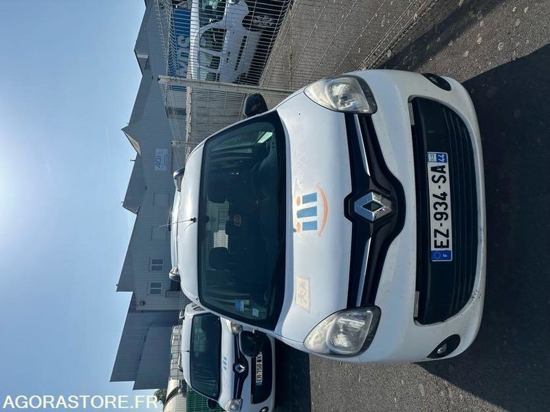 EZ-934-SA - Roulant - RENAULT KANGOO - VP - 159 000 Kms - Binek araba: fotoğraf 2 EZ-934-SA - Roulant - RENAULT KANGOO - VP - 159 000 Kms - Binek araba: fotoğraf 2