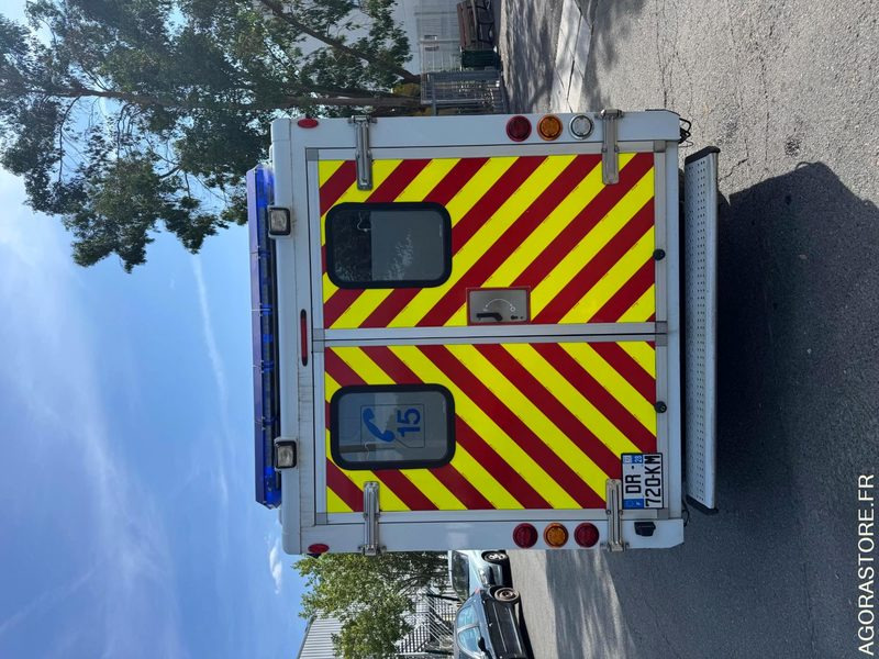 FIAT DUCATO SAMU / AMBULANCE - 2009 - 240 000 KM - Ambulans arabası: fotoğraf 4 FIAT DUCATO SAMU / AMBULANCE - 2009 - 240 000 KM - Ambulans arabası: fotoğraf 4
