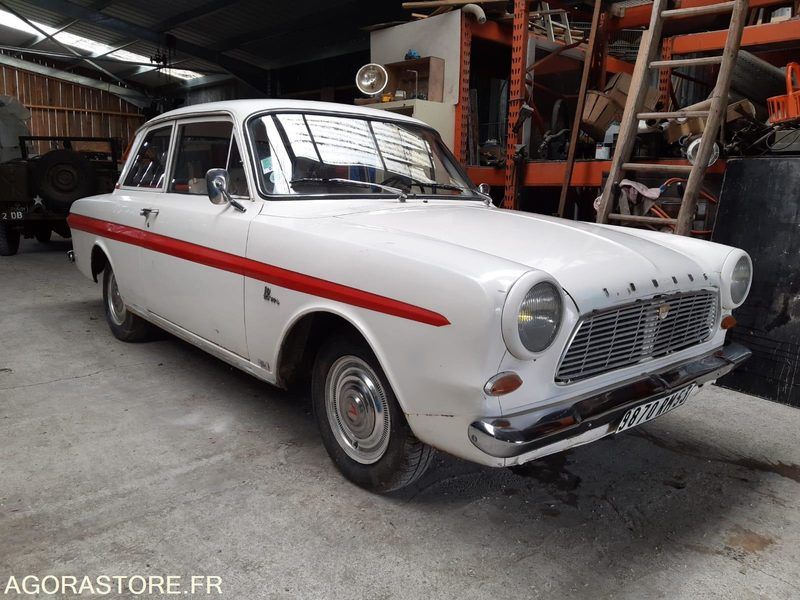 FORD - TAUNUS COUPE - 1963 - 95009 KM NON GARANTI - Binek araba: fotoğraf 2 FORD - TAUNUS COUPE - 1963 - 95009 KM NON GARANTI - Binek araba: fotoğraf 2