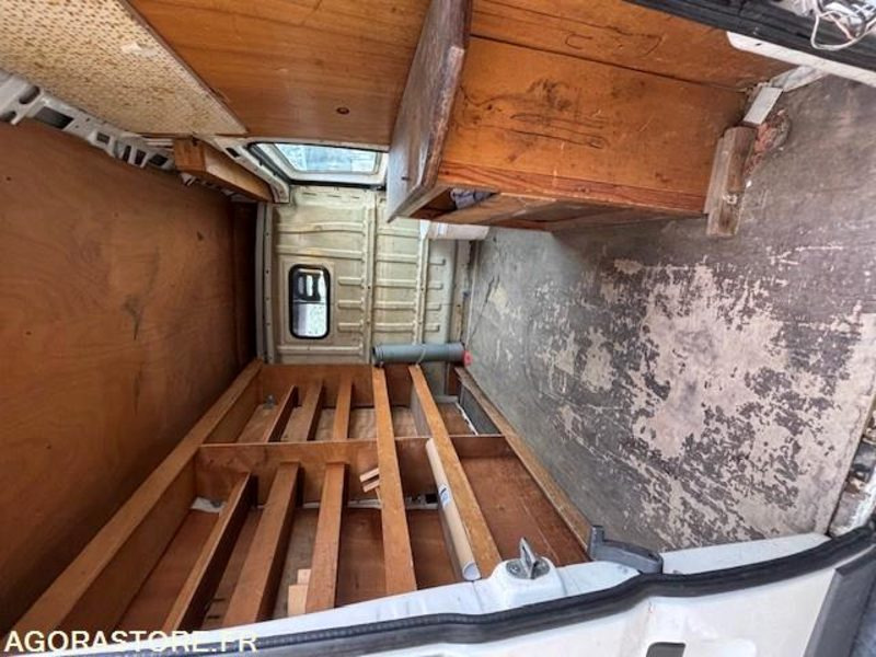 FOURGON CITROEN JUMPER FT30 de 2010 76305kms - Panelvan: fotoğraf 4 FOURGON CITROEN JUMPER FT30 de 2010 76305kms - Panelvan: fotoğraf 4