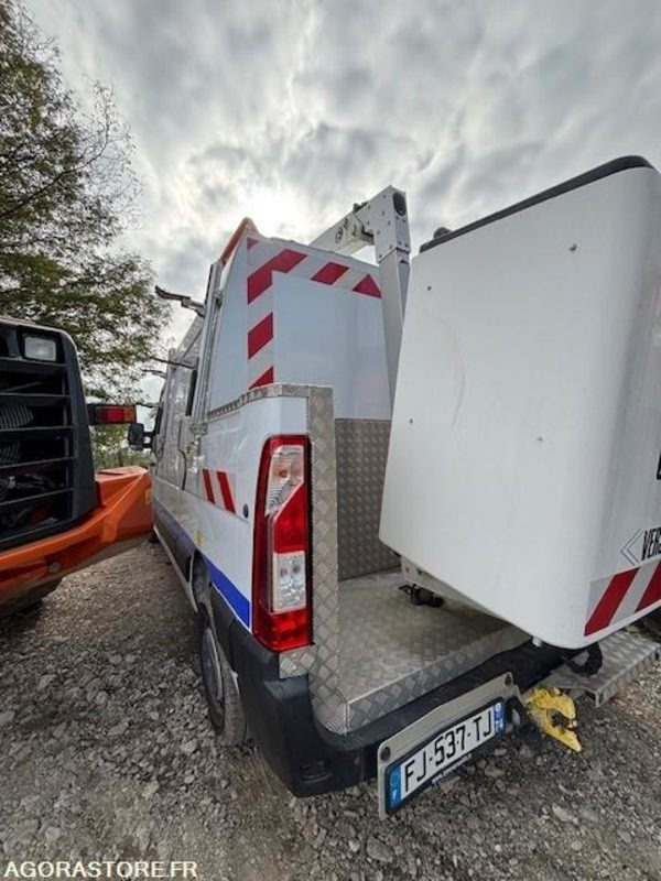 FOURGON NACELLE RENAULT MASTER ET NACELLE VERSALIFT 11.3 M 2019 110329 KM - Araç üzerine platform: fotoğraf 5 FOURGON NACELLE RENAULT MASTER ET NACELLE VERSALIFT 11.3 M 2019 110329 KM - Araç üzerine platform: fotoğraf 5