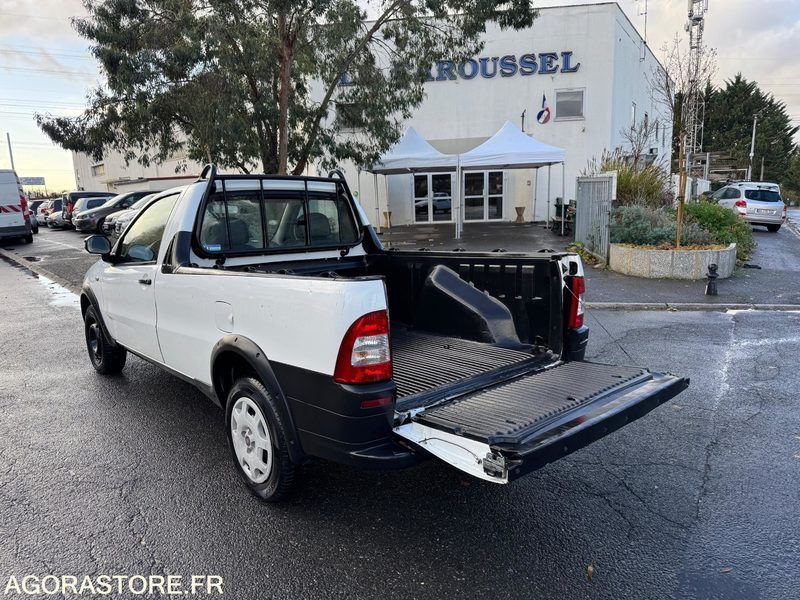 Pikap Fiat Strada II Pick Up 1.3 MJTD: fotoğraf 6 Pikap Fiat Strada II Pick Up 1.3 MJTD: fotoğraf 6