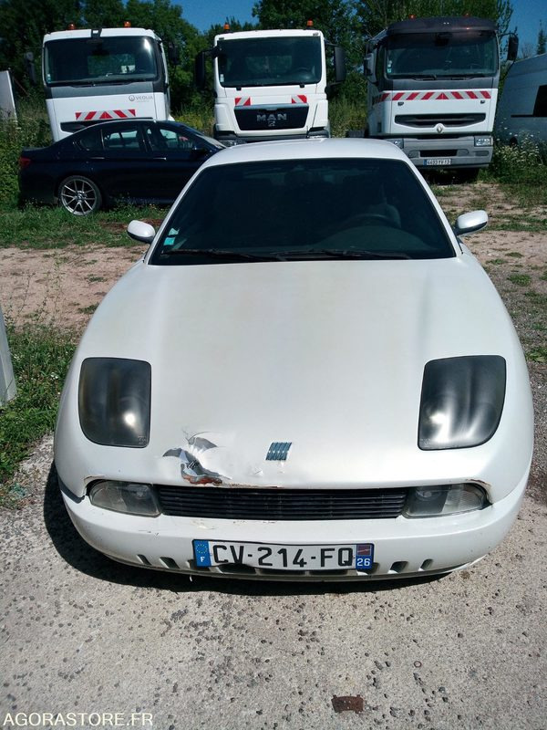 Fiat coupée 2.0L 20V - Binek araba: fotoğraf 1 Fiat coupée 2.0L 20V - Binek araba: fotoğraf 1