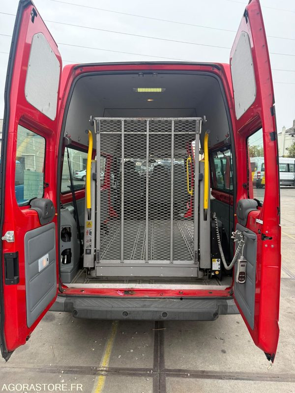 Ford - Minibüs, Minivan: fotoğraf 4 Ford - Minibüs, Minivan: fotoğraf 4