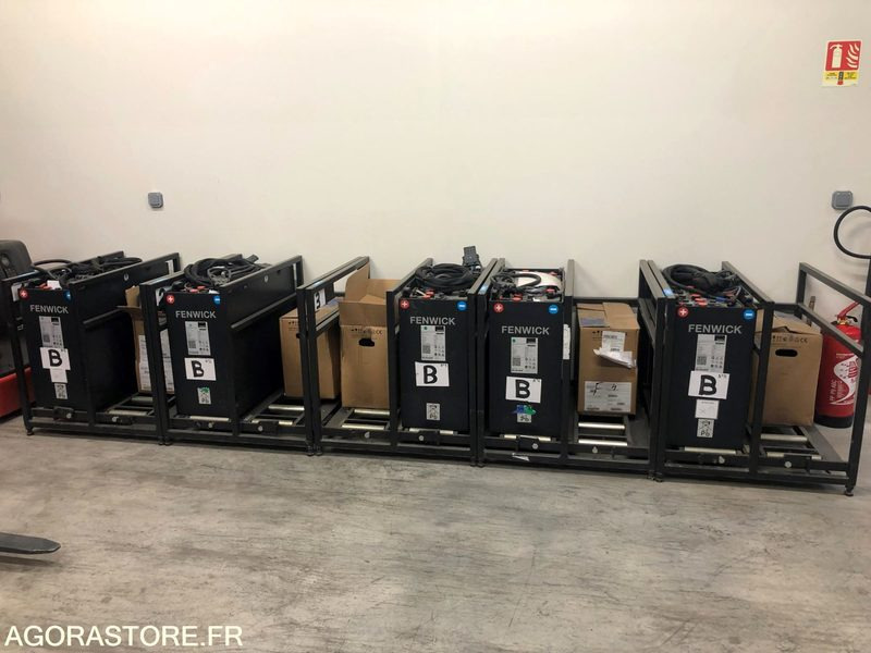 Gerbeur à plateforme élevable - Istif makinası: fotoğraf 4 Gerbeur à plateforme élevable - Istif makinası: fotoğraf 4