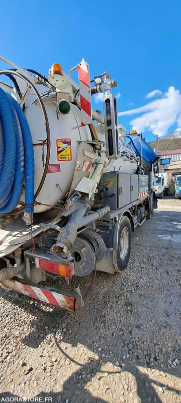HYDROCUREUR HUWER RENAULT 18T 2005 CK595XS (VENTE UNIQUEMENT EXPORT) - Vidanjör: fotoğraf 5 HYDROCUREUR HUWER RENAULT 18T 2005 CK595XS (VENTE UNIQUEMENT EXPORT) - Vidanjör: fotoğraf 5