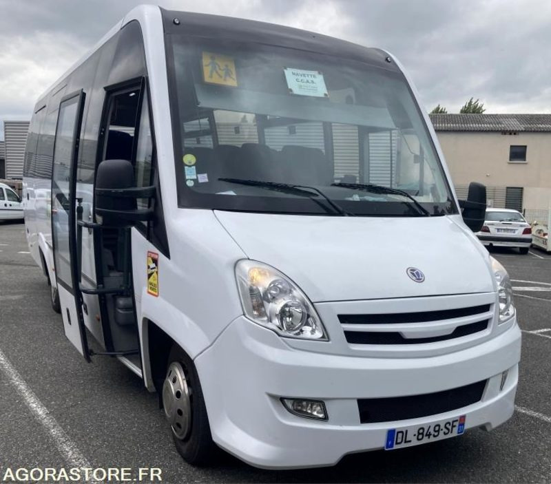 IVECO 70C17 DIETRICH CAREBUS - 2014 - 41295 KM - Minibüs, Minivan: fotoğraf 2 IVECO 70C17 DIETRICH CAREBUS - 2014 - 41295 KM - Minibüs, Minivan: fotoğraf 2