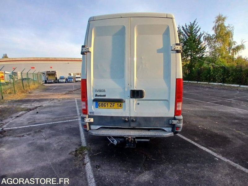 Iveco Daily – Diesel – 2004-172 288 KM - Panelvan: fotoğraf 3 Iveco Daily – Diesel – 2004-172 288 KM - Panelvan: fotoğraf 3