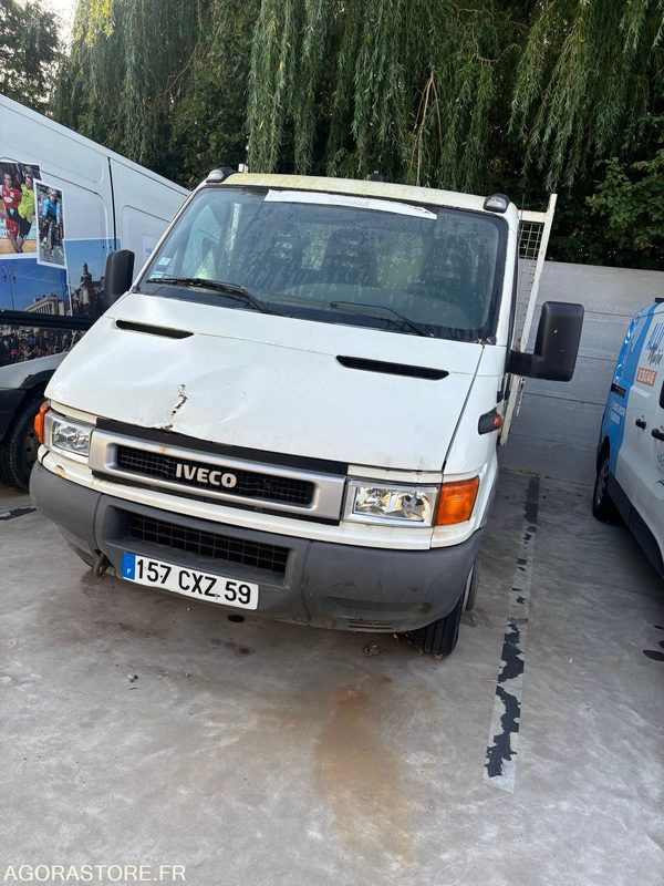 Iveco - Damperli kamyonet: fotoğraf 1 Iveco - Damperli kamyonet: fotoğraf 1