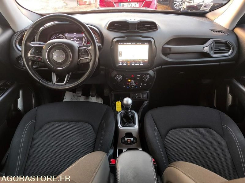 JEEP RENEGADE - SUV: fotoğraf 2 JEEP RENEGADE - SUV: fotoğraf 2
