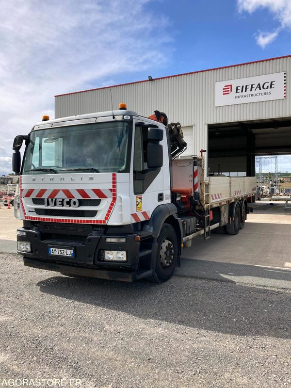 CAMION PLATEAU 6x2 IVECO STRALIS 260S31 + GRUE PK15500 - Année 2008 - 483 000 km - Kamyon: fotoğraf 1 CAMION PLATEAU 6x2 IVECO STRALIS 260S31 + GRUE PK15500 - Année 2008 - 483 000 km - Kamyon: fotoğraf 1