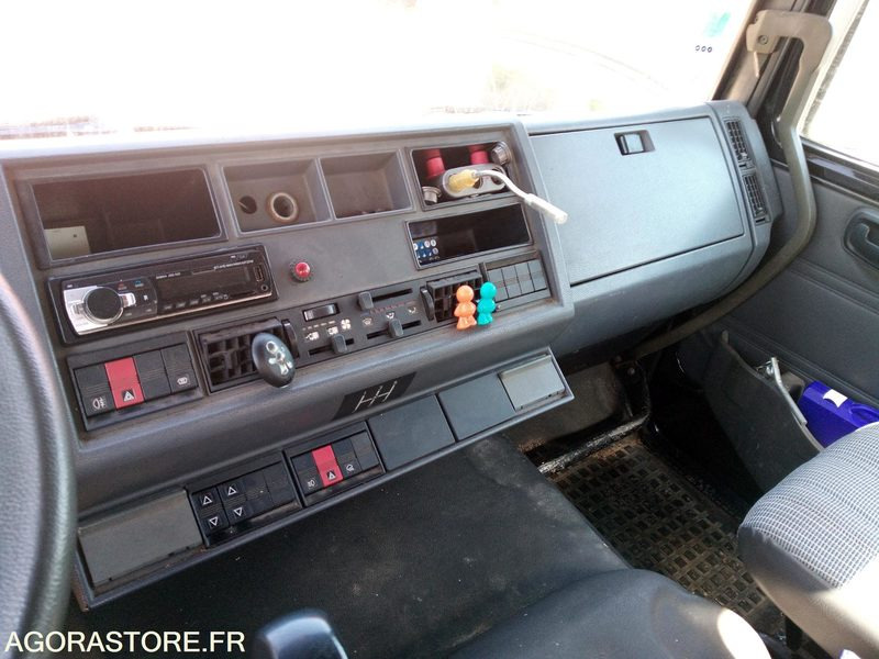 Dépanneuse Renault S150 - Kamyon: fotoğraf 4 Dépanneuse Renault S150 - Kamyon: fotoğraf 4