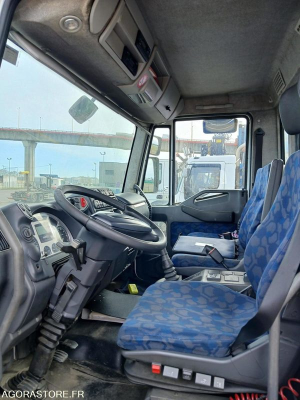 IVECO 12T/PORTE ENGINS - AS228MB - 2004 / 377 166 KM - Kamyon: fotoğraf 5 IVECO 12T/PORTE ENGINS - AS228MB - 2004 / 377 166 KM - Kamyon: fotoğraf 5