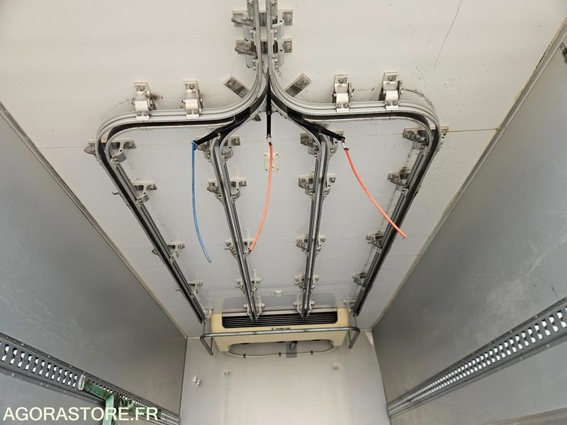 IVECO DAILY 72C21 PORTE VIANDE FRIGORIFIQUE - 2017 - 360 000KM - Kamyon: fotoğraf 5 IVECO DAILY 72C21 PORTE VIANDE FRIGORIFIQUE - 2017 - 360 000KM - Kamyon: fotoğraf 5