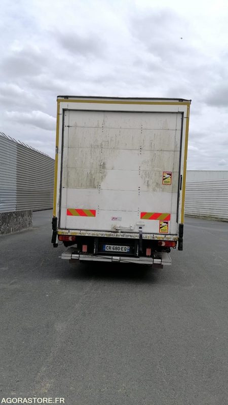 IVECO EUROCARGO - 100E18 - 2013 - 121 009 KM - Kamyon: fotoğraf 2 IVECO EUROCARGO - 100E18 - 2013 - 121 009 KM - Kamyon: fotoğraf 2