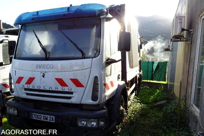 Iveco Eurocargo - Kamyon: fotoğraf 1 Iveco Eurocargo - Kamyon: fotoğraf 1