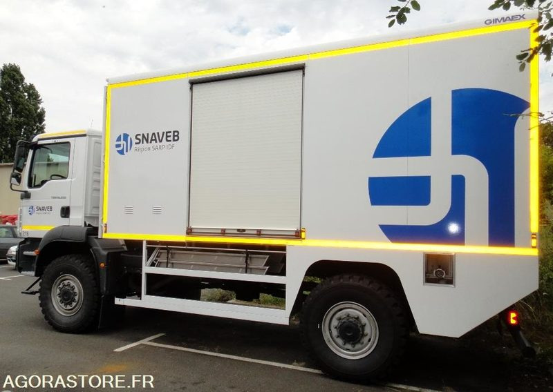 MAN TGM 4X4 18.250 Fourgon GIMAEX VASP 2011 212000Km ROULANT PRO UNIQUEMENT - Kamyon: fotoğraf 4 MAN TGM 4X4 18.250 Fourgon GIMAEX VASP 2011 212000Km ROULANT PRO UNIQUEMENT - Kamyon: fotoğraf 4