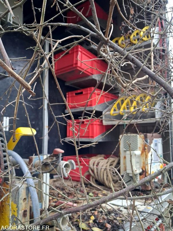 MAN TGM 4X4 18.250 Fourgon GIMAEX VASP 2011 212000Km ROULANT PRO UNIQUEMENT - Kamyon: fotoğraf 5 MAN TGM 4X4 18.250 Fourgon GIMAEX VASP 2011 212000Km ROULANT PRO UNIQUEMENT - Kamyon: fotoğraf 5