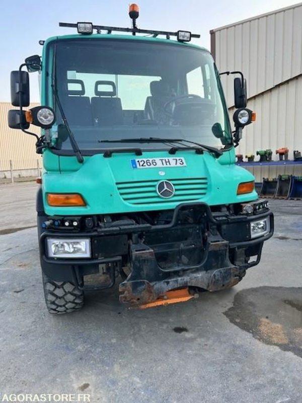 MERCEDES UNIMOG U300C VERSION COMMUNALE 2000 97652 KM - Kamyon: fotoğraf 1 MERCEDES UNIMOG U300C VERSION COMMUNALE 2000 97652 KM - Kamyon: fotoğraf 1