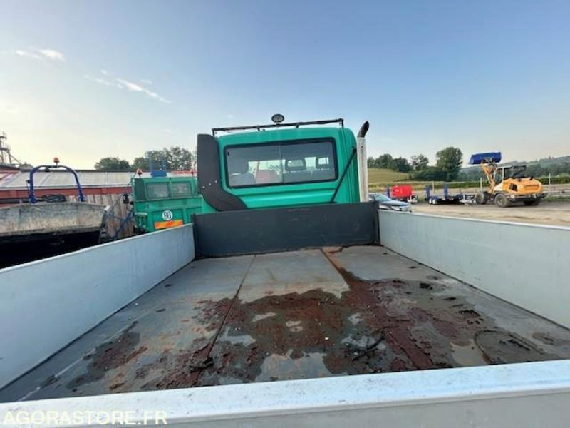 MERCEDES UNIMOG U300C VERSION COMMUNALE 2000 97652 KM - Kamyon: fotoğraf 5 MERCEDES UNIMOG U300C VERSION COMMUNALE 2000 97652 KM - Kamyon: fotoğraf 5