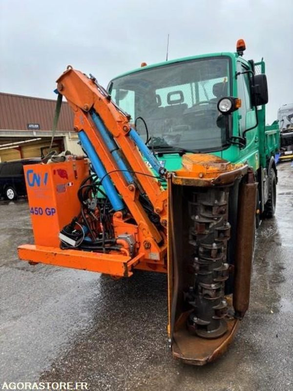 MERCEDES UNIMOG U300C VERSION COMMUNALE 2003 38210 KM + EPAREUSE CMV 450GP - Kamyon: fotoğraf 2 MERCEDES UNIMOG U300C VERSION COMMUNALE 2003 38210 KM + EPAREUSE CMV 450GP - Kamyon: fotoğraf 2