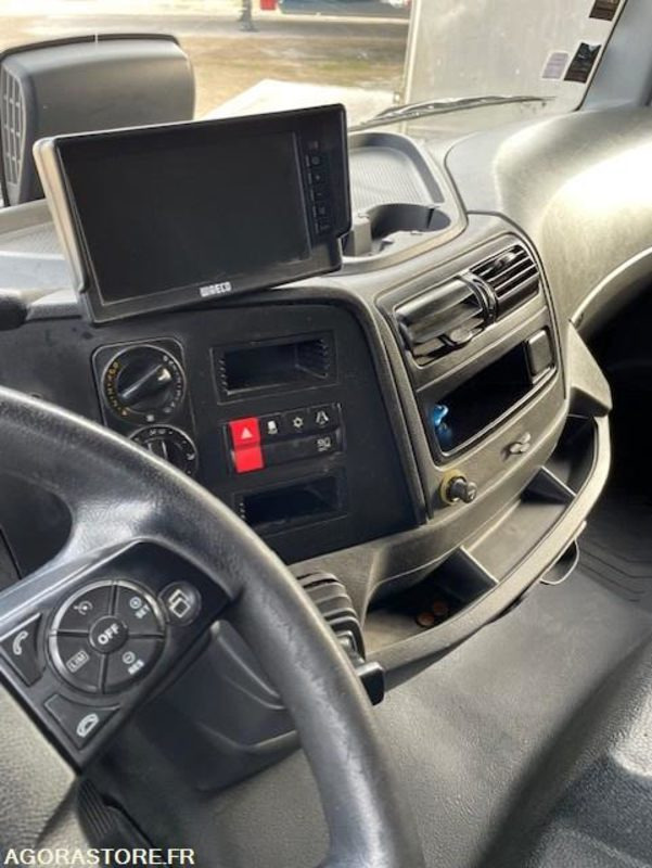 Mercedes Atego 2017 Boite automatique - Kamyon: fotoğraf 5 Mercedes Atego 2017 Boite automatique - Kamyon: fotoğraf 5