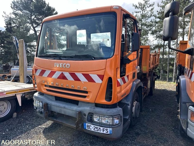 Porteur Tribenne grue Iveco Eurocargo - BC251FS - Kamyon: fotoğraf 2 Porteur Tribenne grue Iveco Eurocargo - BC251FS - Kamyon: fotoğraf 2