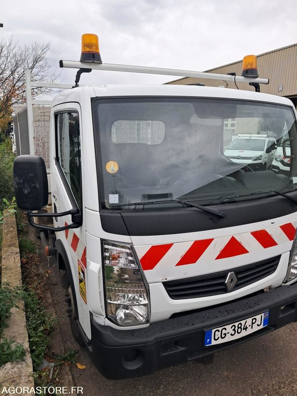 Renault Maxity CG-384-PJ - Kamyon: fotoğraf 2 Renault Maxity CG-384-PJ - Kamyon: fotoğraf 2