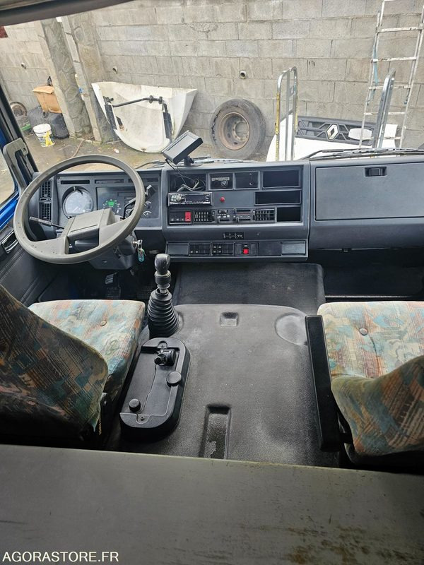 Renault VASP - Kamyon: fotoğraf 4 Renault VASP - Kamyon: fotoğraf 4