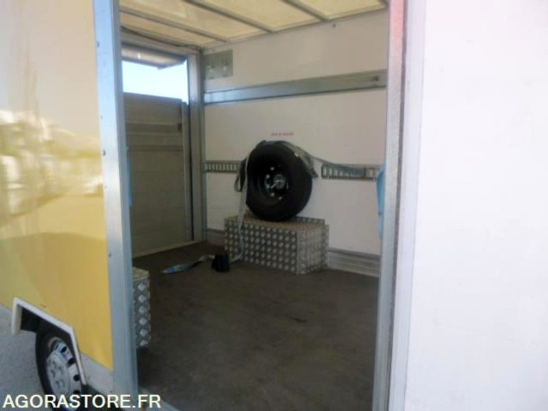 Fiat DUCATO HAYON PACK CARBURANT GNV+SP PETITE CAPACITE - Kamyonet: fotoğraf 4 Fiat DUCATO HAYON PACK CARBURANT GNV+SP PETITE CAPACITE - Kamyonet: fotoğraf 4