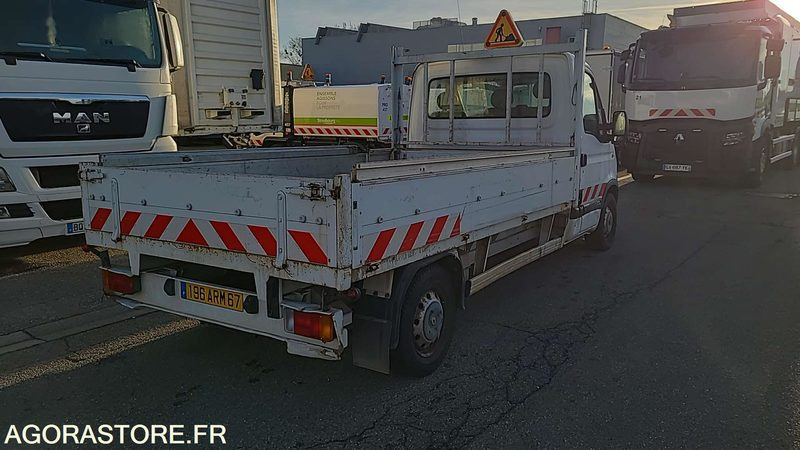 Renault Master - 2006 - 43287kms - 196ARM67 - Kamyonet: fotoğraf 2 Renault Master - 2006 - 43287kms - 196ARM67 - Kamyonet: fotoğraf 2