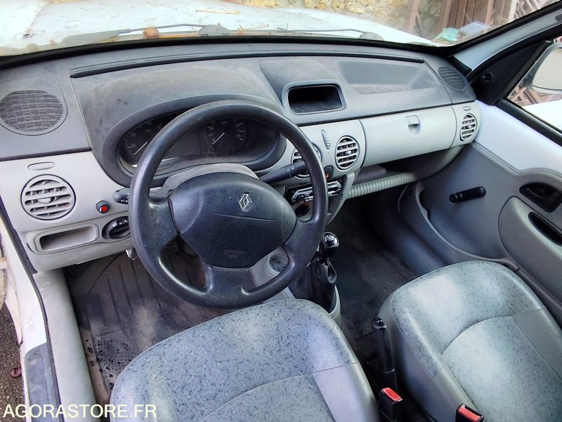 Kangoo - 2006 - 10697kms - sans carte grise (FIV) - Küçük panelvan: fotoğraf 3 Kangoo - 2006 - 10697kms - sans carte grise (FIV) - Küçük panelvan: fotoğraf 3