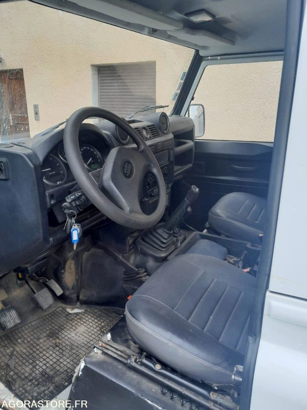 LAND ROVER DEFENDER 110 - 2012 - 81370KM - SUV: fotoğraf 3 LAND ROVER DEFENDER 110 - 2012 - 81370KM - SUV: fotoğraf 3