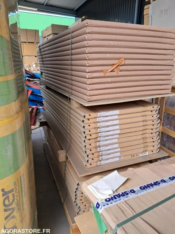 Lot de menuiseries LEBODOORS - Alet/ Ekipman: fotoğraf 3 Lot de menuiseries LEBODOORS - Alet/ Ekipman: fotoğraf 3