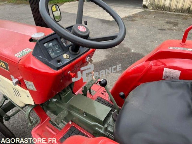 MICROTRACTEUR YANMAR 20CV 2 CYLINDRES 1150CM3 D'OCCASION 2RM TRES BON ETAT 810H - Traktör: fotoğraf 3 MICROTRACTEUR YANMAR 20CV 2 CYLINDRES 1150CM3 D'OCCASION 2RM TRES BON ETAT 810H - Traktör: fotoğraf 3