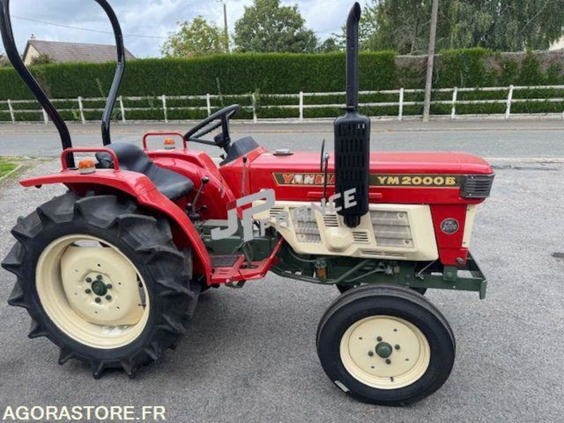 MICROTRACTEUR YANMAR 20CV 2 CYLINDRES 1150CM3 D'OCCASION 2RM TRES BON ETAT 810H - Traktör: fotoğraf 1 MICROTRACTEUR YANMAR 20CV 2 CYLINDRES 1150CM3 D'OCCASION 2RM TRES BON ETAT 810H - Traktör: fotoğraf 1