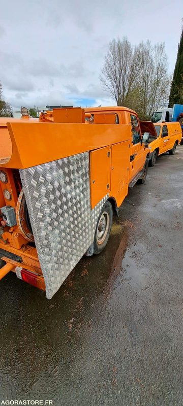 MINI COMBINE RIVARD/TOYOTA 2002 DW724WF (VENTE UNIQUEMENT EXPORT) - SUV: fotoğraf 4 MINI COMBINE RIVARD/TOYOTA 2002 DW724WF (VENTE UNIQUEMENT EXPORT) - SUV: fotoğraf 4