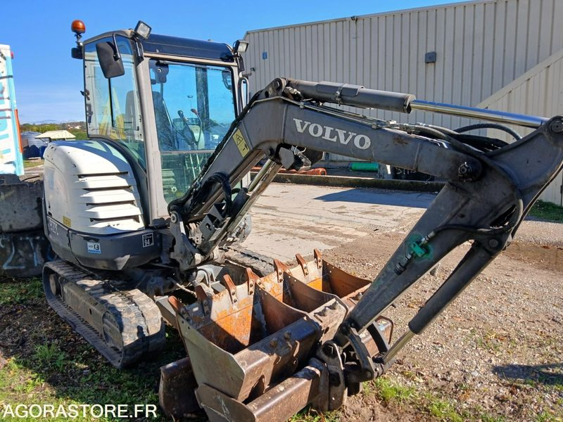 MINI PELLE VOLVO EC 27C - Mini ekskavatör: fotoğraf 1 MINI PELLE VOLVO EC 27C - Mini ekskavatör: fotoğraf 1