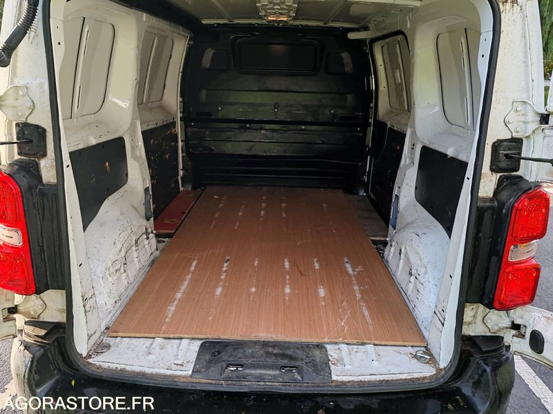 Opel vivaro - 73000km - 2021 - Küçük panelvan: fotoğraf 5 Opel vivaro - 73000km - 2021 - Küçük panelvan: fotoğraf 5