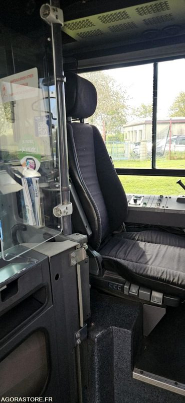 Otobüs BUS-CAR HEULIEZ 804 - 547885kms - 2004: fotoğraf 6