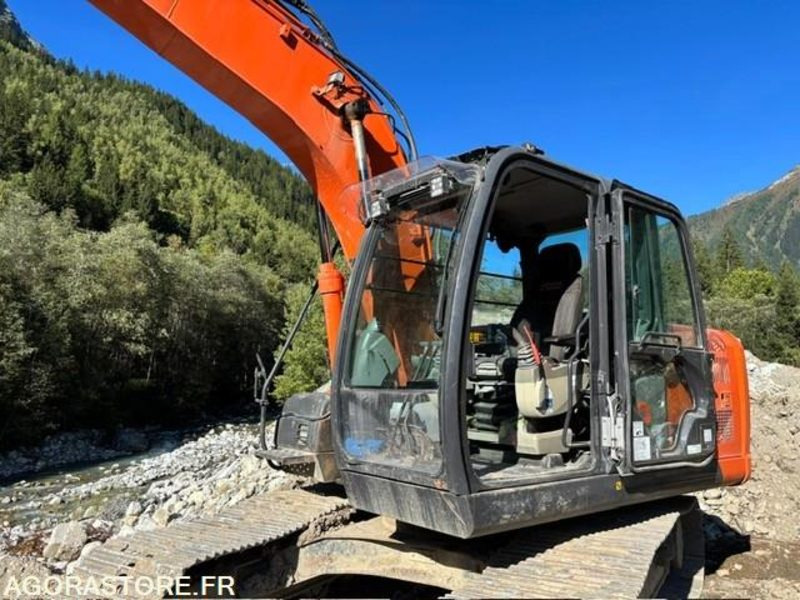 PELLE A CHENILLE ACIER HITACHI ZX130LCN-5B - Ekskavatör: fotoğraf 1 PELLE A CHENILLE ACIER HITACHI ZX130LCN-5B - Ekskavatör: fotoğraf 1