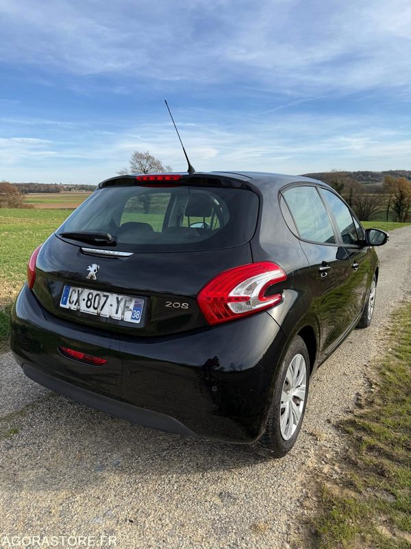 PEUGEOT 208 URBAN SOUL 1ER MAIN 150.000km - Binek araba: fotoğraf 3 PEUGEOT 208 URBAN SOUL 1ER MAIN 150.000km - Binek araba: fotoğraf 3