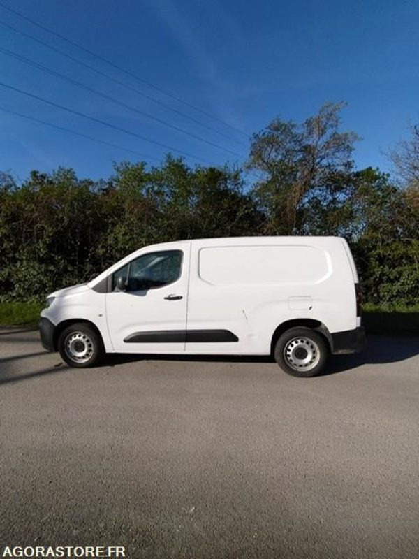 PEUGEOT PARTNER - 2019 - FL711TN - 205000kms - Panelvan: fotoğraf 3 PEUGEOT PARTNER - 2019 - FL711TN - 205000kms - Panelvan: fotoğraf 3