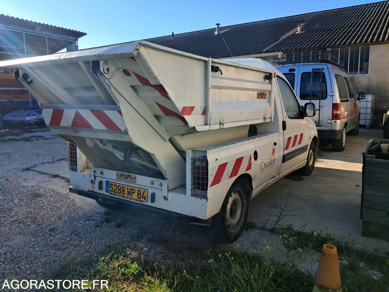 PEUGEOT PARTNER BENNE - Küçük panelvan: fotoğraf 4 PEUGEOT PARTNER BENNE - Küçük panelvan: fotoğraf 4