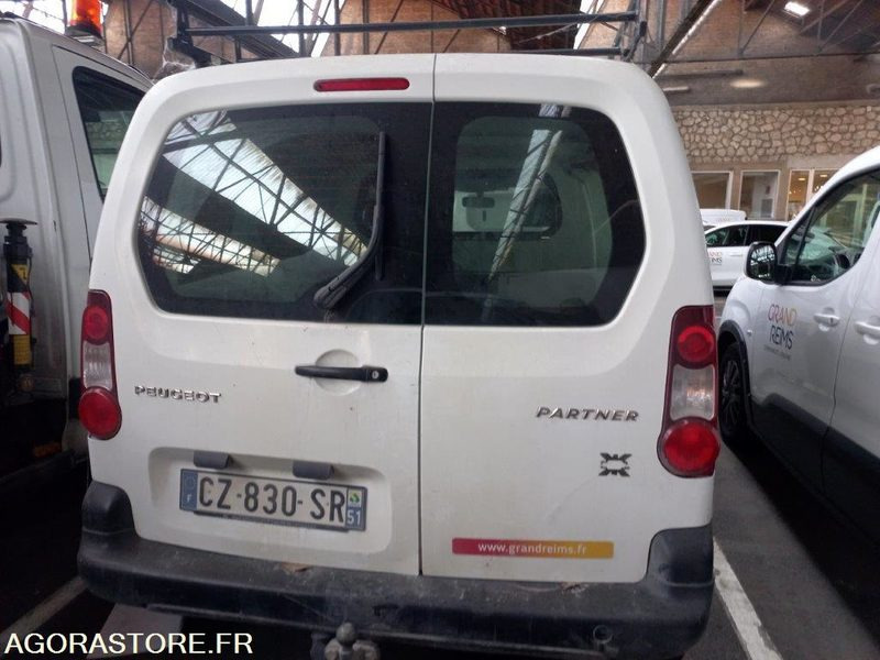 PEUGEOT PARTNER CZ-830-SR - Küçük panelvan: fotoğraf 4 PEUGEOT PARTNER CZ-830-SR - Küçük panelvan: fotoğraf 4