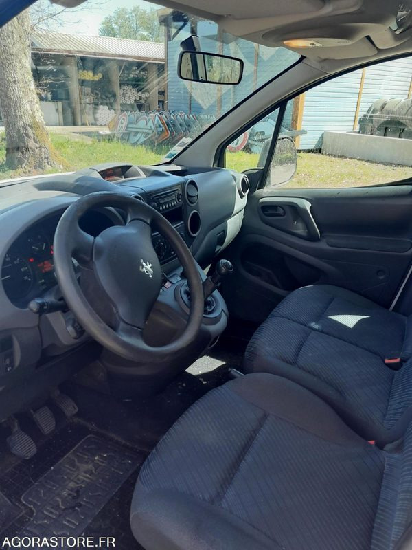 PEUGEOT Partner - 242795km - 2010 - Küçük panelvan: fotoğraf 4 PEUGEOT Partner - 242795km - 2010 - Küçük panelvan: fotoğraf 4