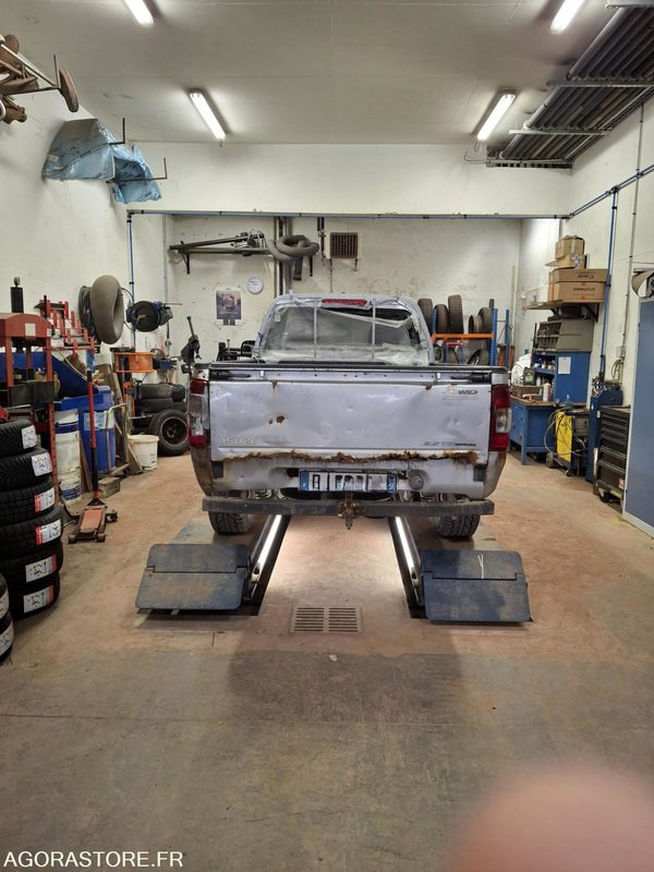 PICK UP D MAX ISUZU - Pikap: fotoğraf 2 PICK UP D MAX ISUZU - Pikap: fotoğraf 2