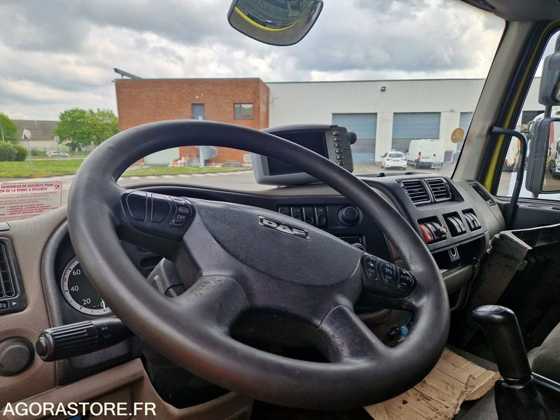 PORTEUR BOM 12T DAF FAUN - 2012 - 257 530 KM - Çöp kamyonu: fotoğraf 2 PORTEUR BOM 12T DAF FAUN - 2012 - 257 530 KM - Çöp kamyonu: fotoğraf 2