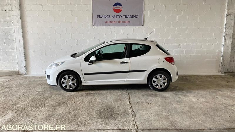 Peugeot 207 AFFAIRE 1.4 HDI 70 CV DERIV VP 233 220km 2010 - Binek araba: fotoğraf 2 Peugeot 207 AFFAIRE 1.4 HDI 70 CV DERIV VP 233 220km 2010 - Binek araba: fotoğraf 2